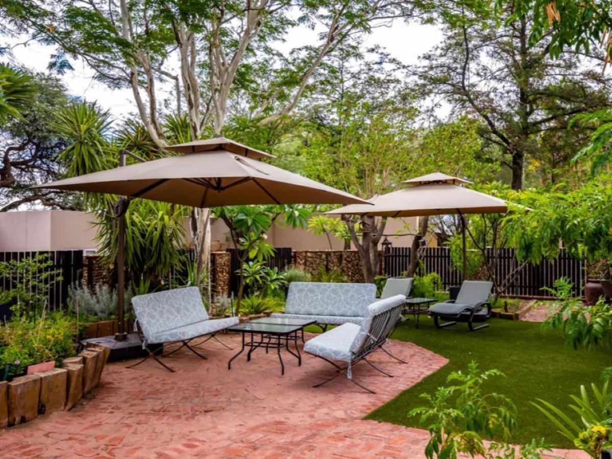 Londiningi Guesthouse Windhoek Kültér fotó