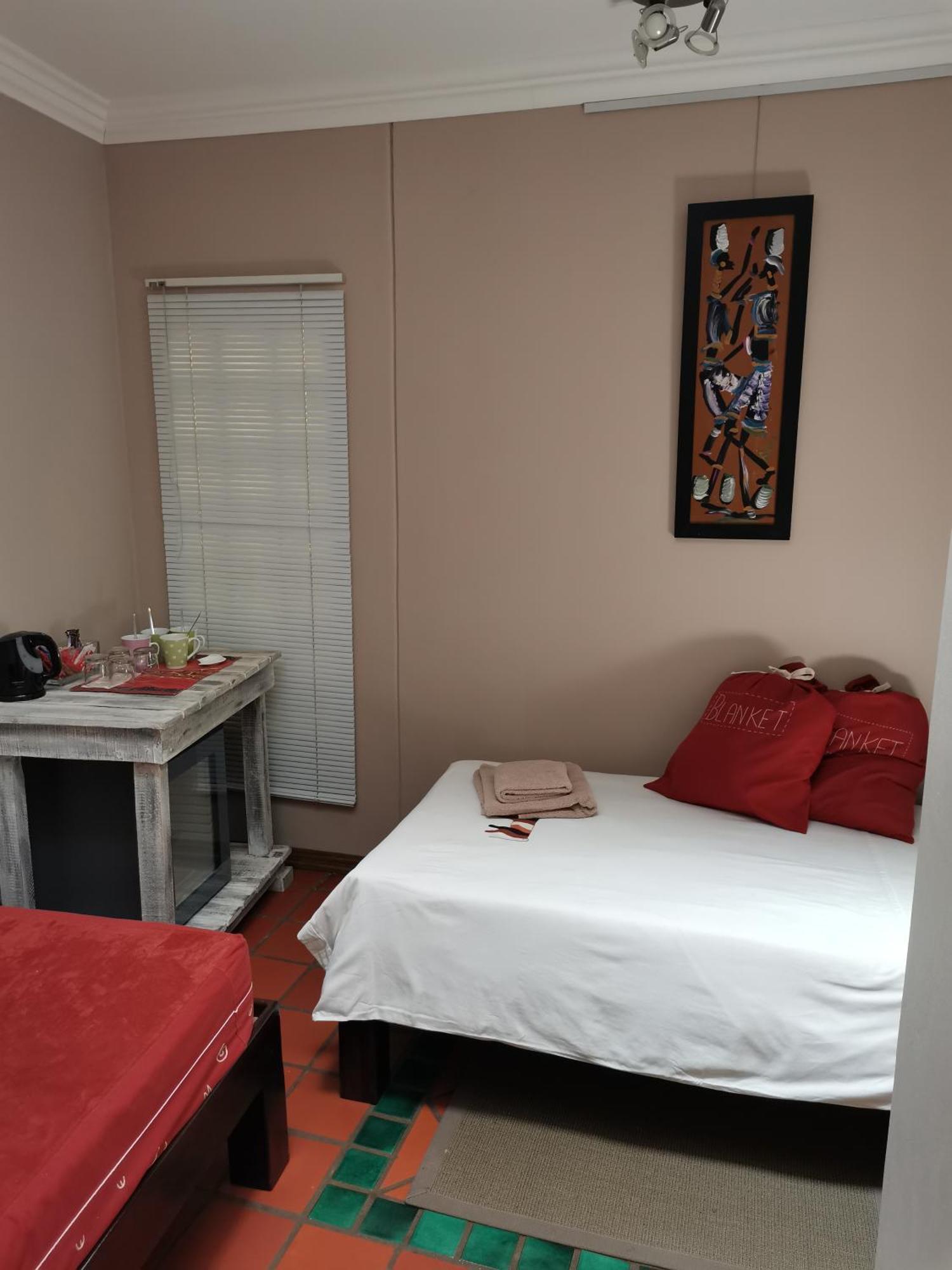 Londiningi Guesthouse Windhoek Szoba fotó